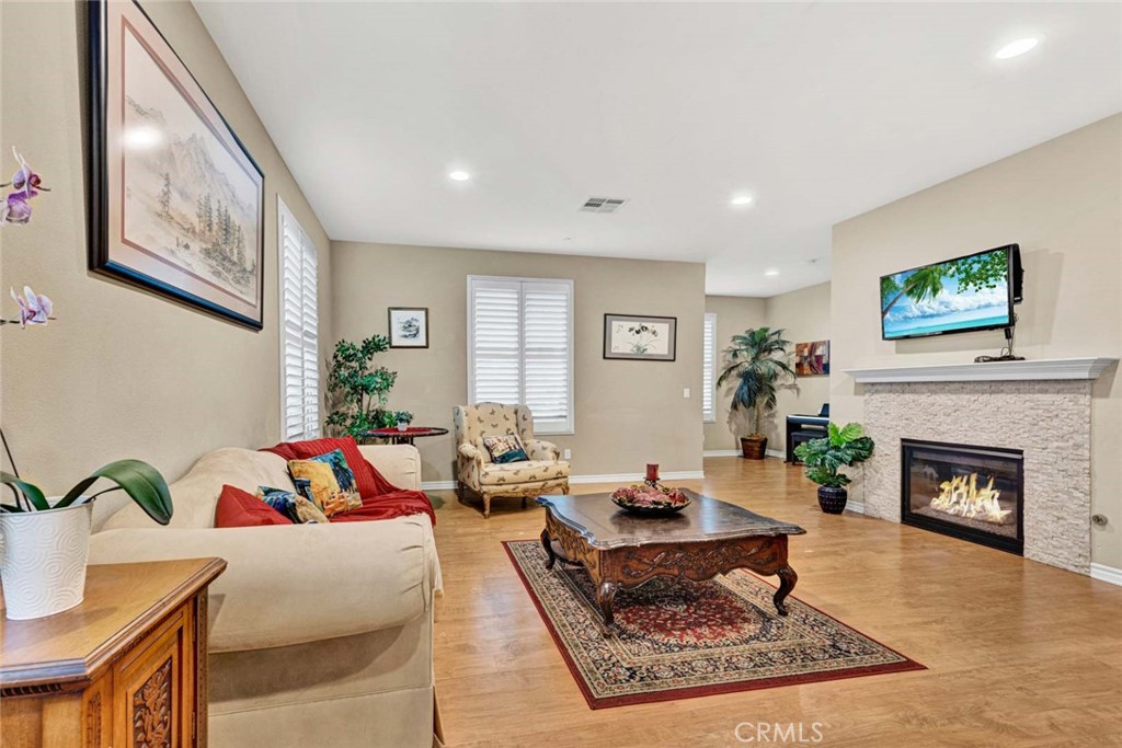 13084 Mendocino Lane 27