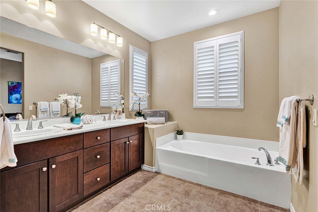 13084 Mendocino Lane 27