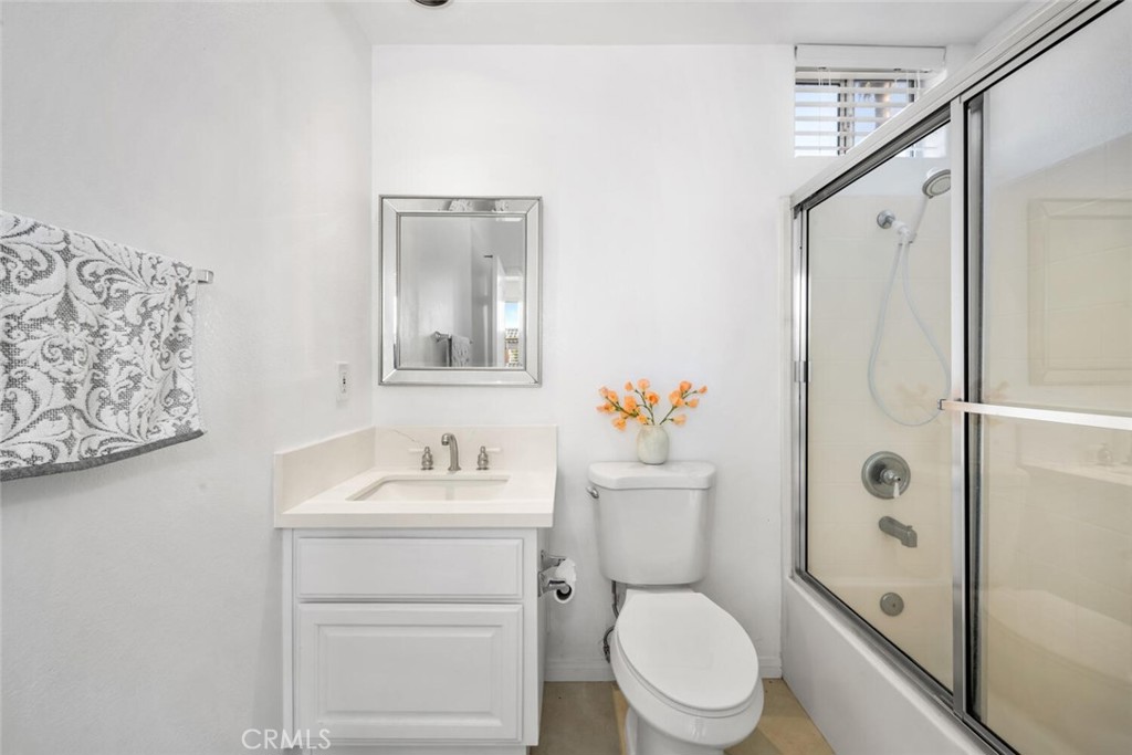 5142 Warner Avenue 312