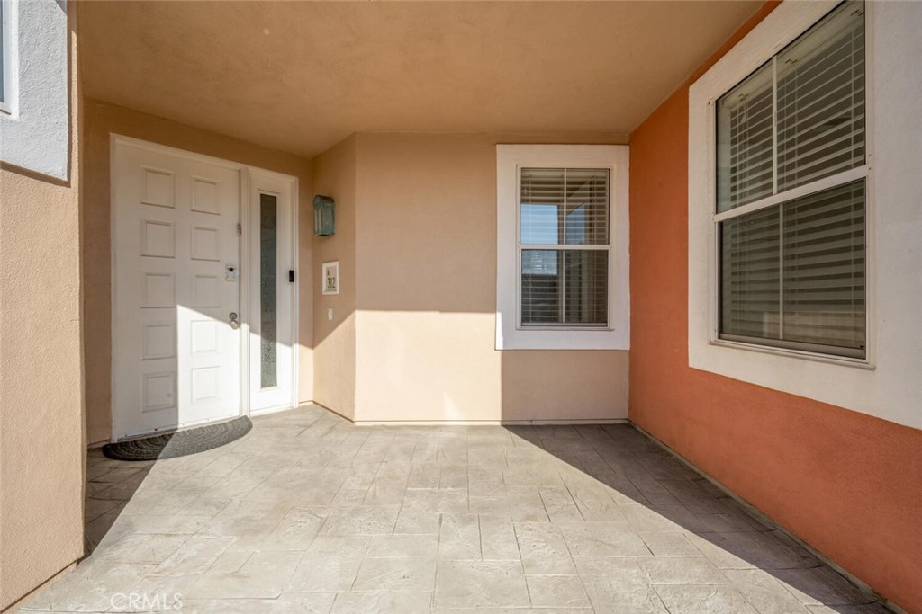 5142 Warner Avenue 312