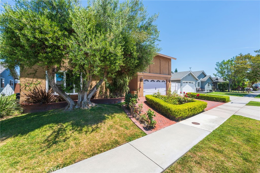 19752 Westwinds Lane