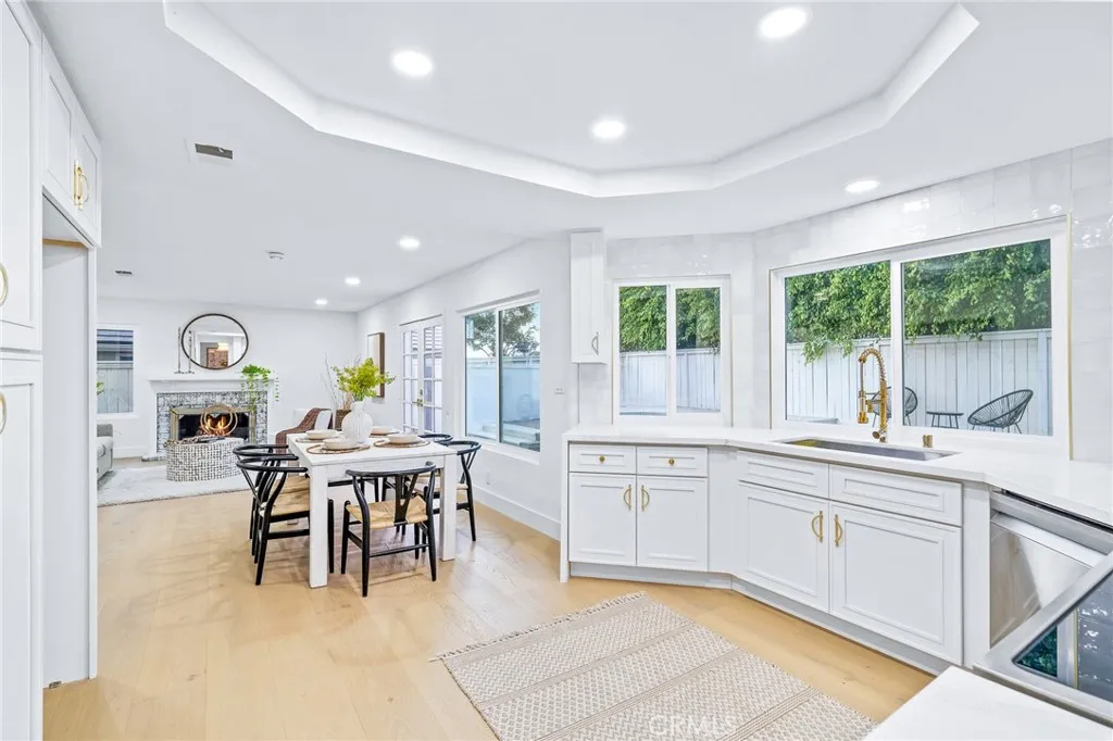 28675 Mira Vista