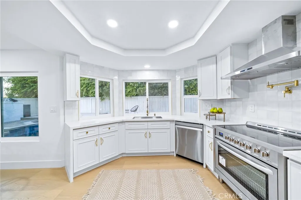 28675 Mira Vista