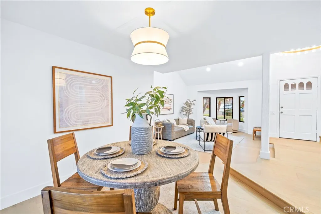 28675 Mira Vista