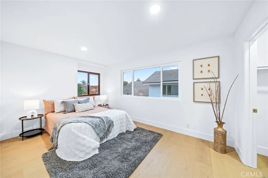 28675 Mira Vista