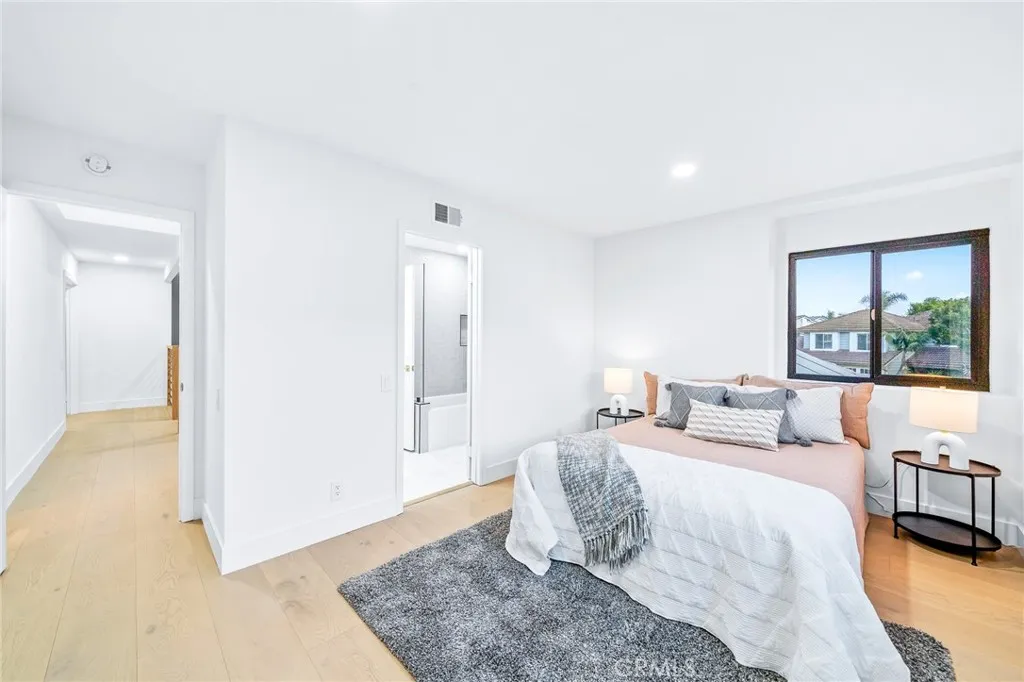 28675 Mira Vista
