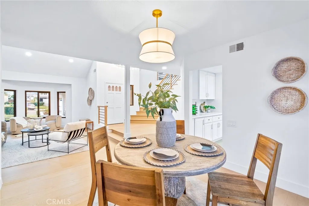 28675 Mira Vista