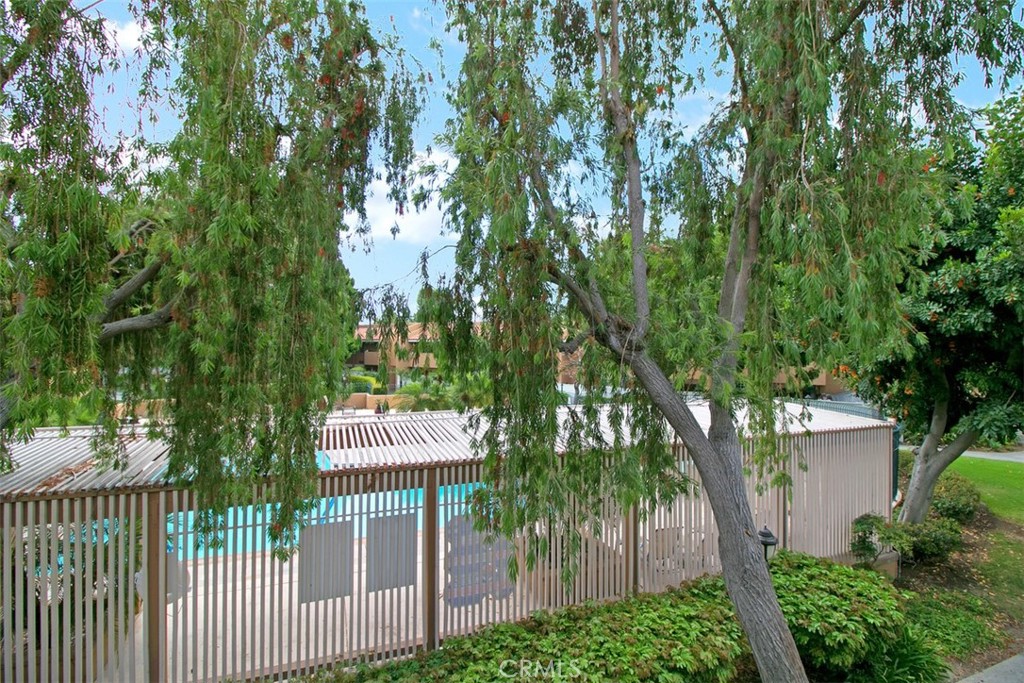1101 W Macarthur Boulevard 304