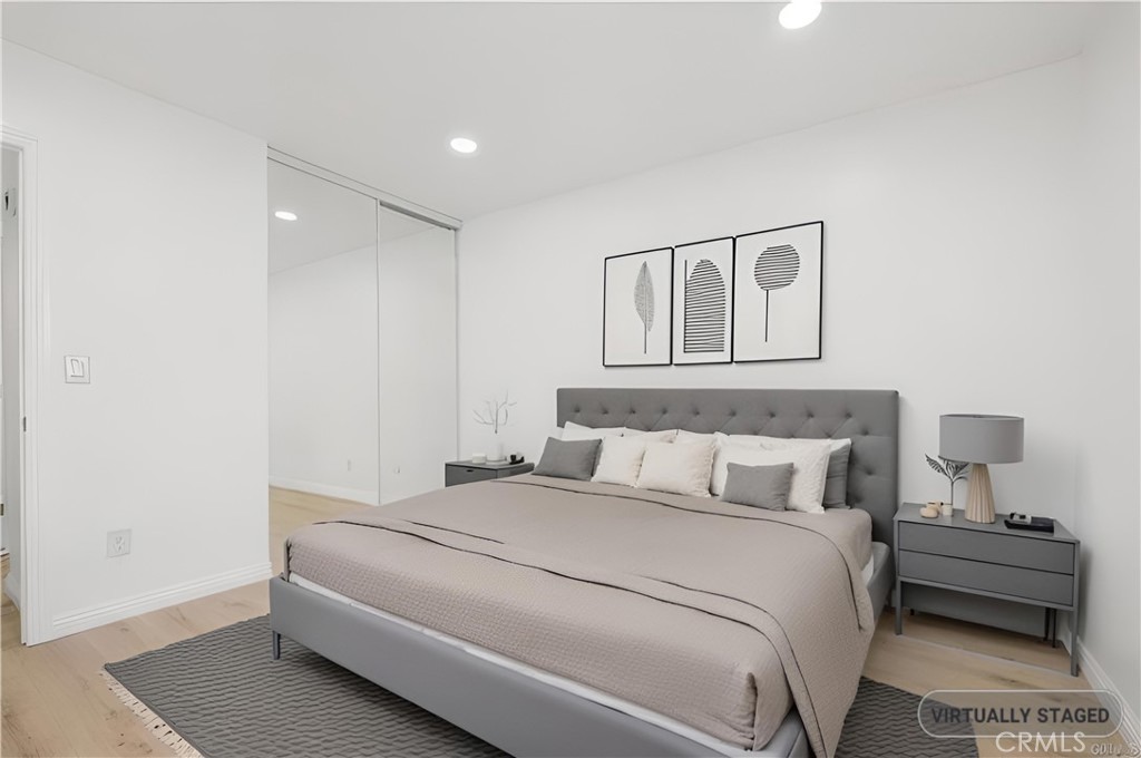 1101 W Macarthur Boulevard 304