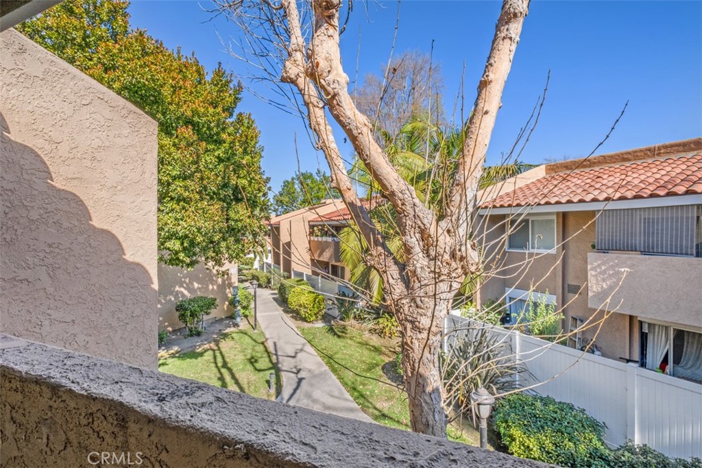 1101 W Macarthur Boulevard 304