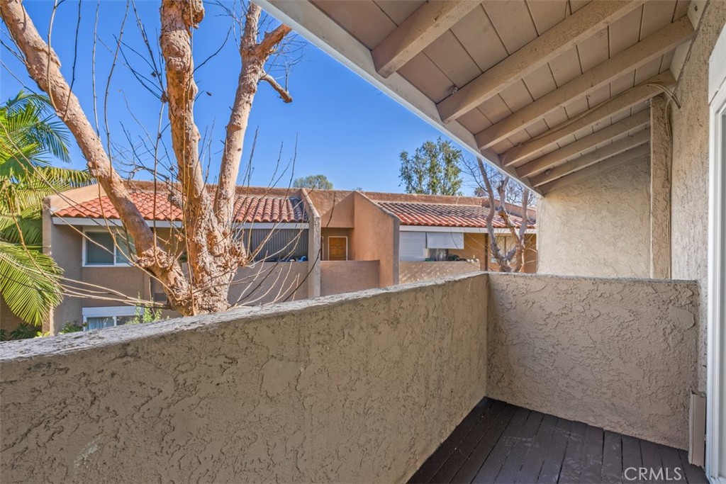 1101 W Macarthur Boulevard 304