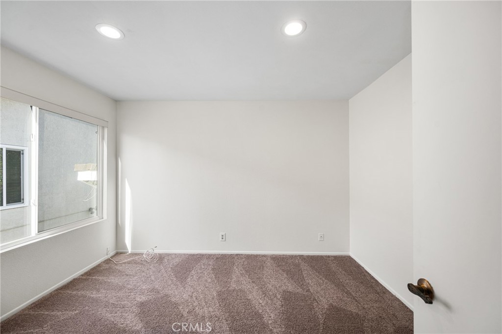 24681 Creekview Drive