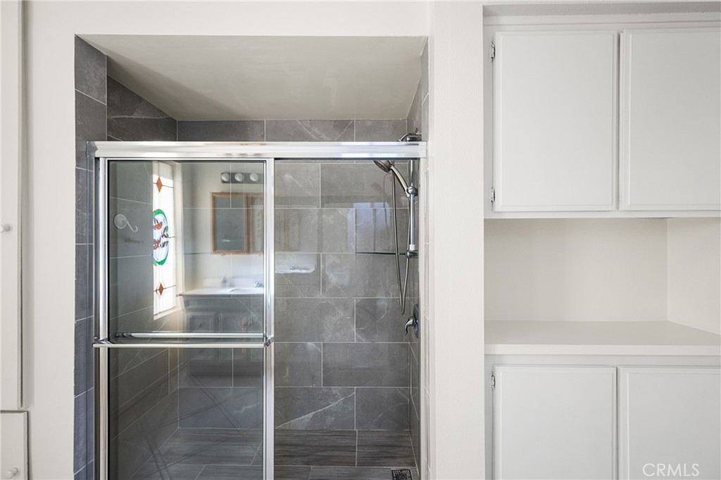 24681 Creekview Drive