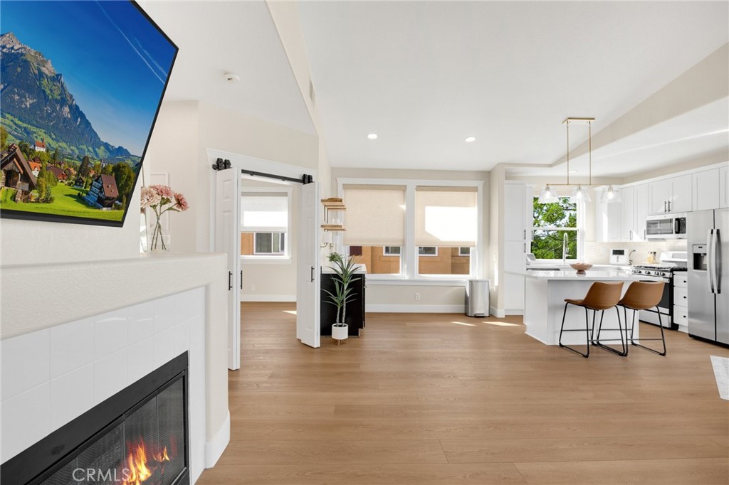 1005 S Gibraltar Avenue