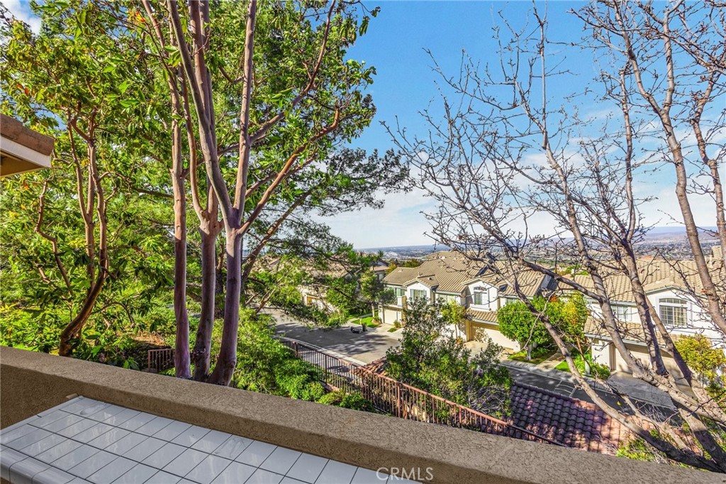 1005 S Gibraltar Avenue