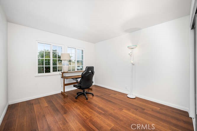 1964 W Glenoaks Avenue C