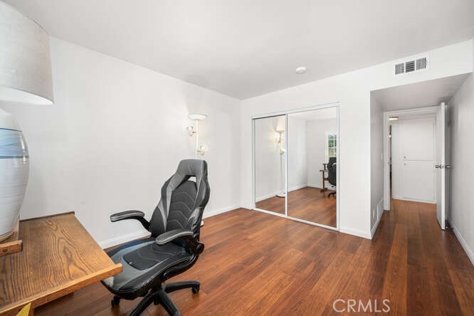 1964 W Glenoaks Avenue C