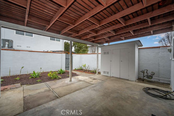 1964 W Glenoaks Avenue C