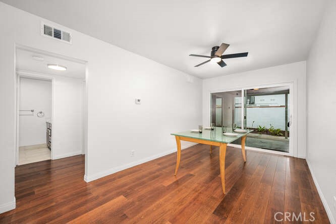 1964 W Glenoaks Avenue C