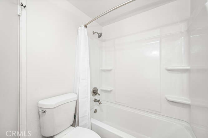 1964 W Glenoaks Avenue C