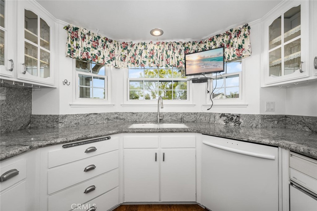 9066 Candlestick Lane