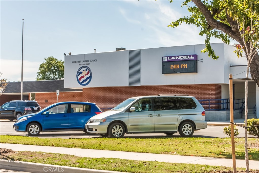 9066 Candlestick Lane