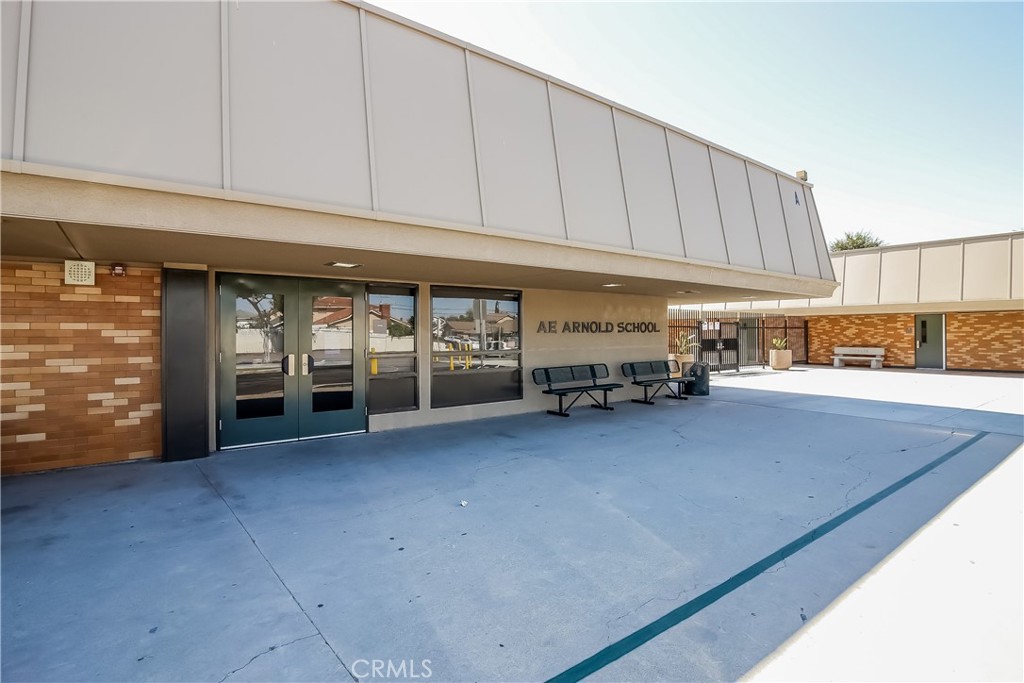 9066 Candlestick Lane