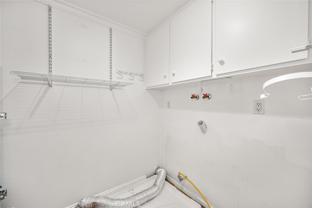 9066 Candlestick Lane