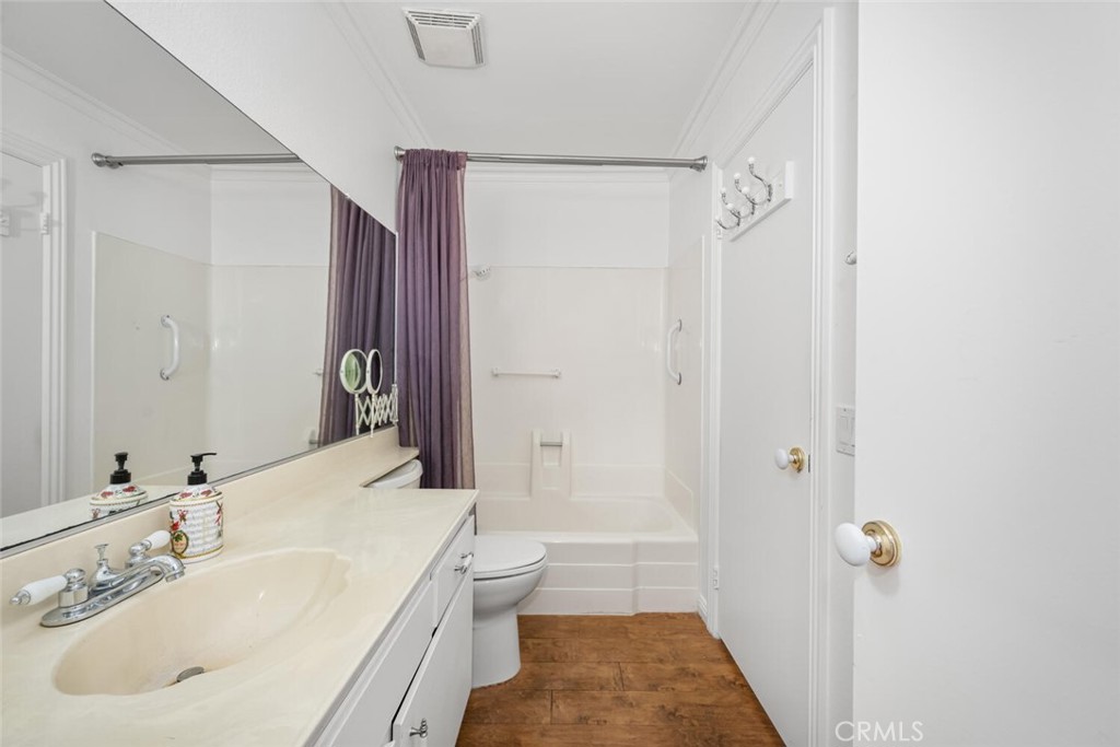 9066 Candlestick Lane