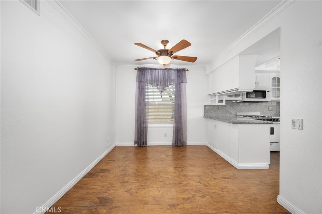 9066 Candlestick Lane