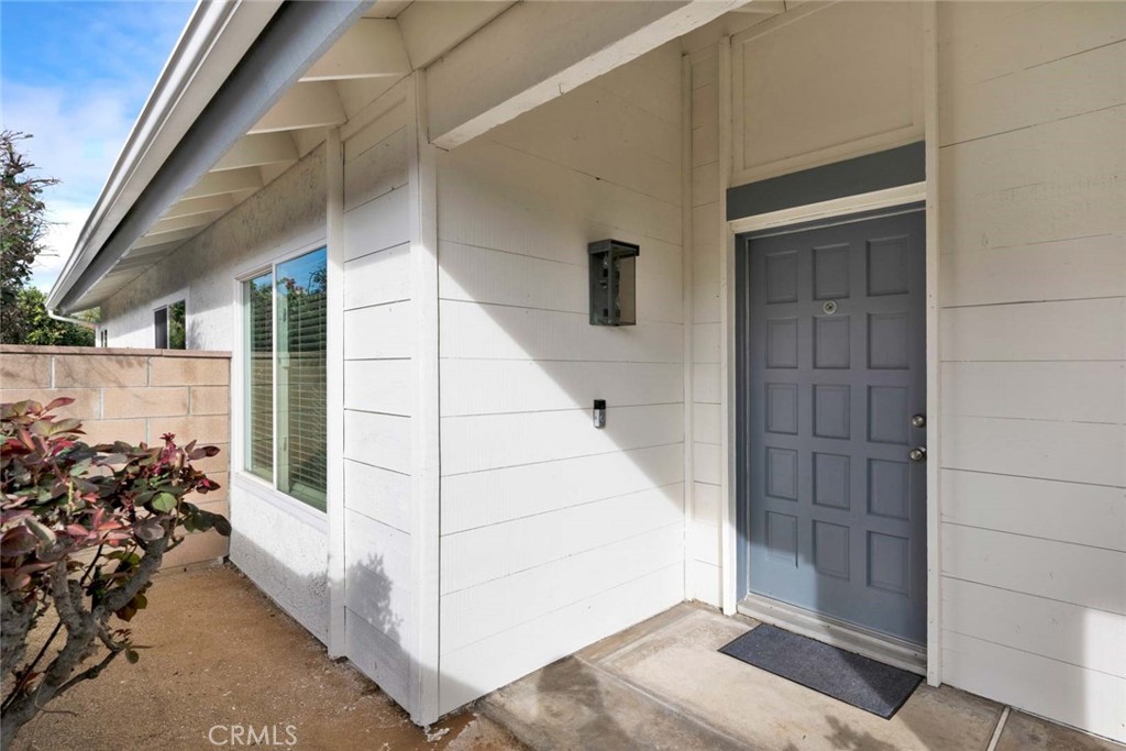 10411 Calle Independencia