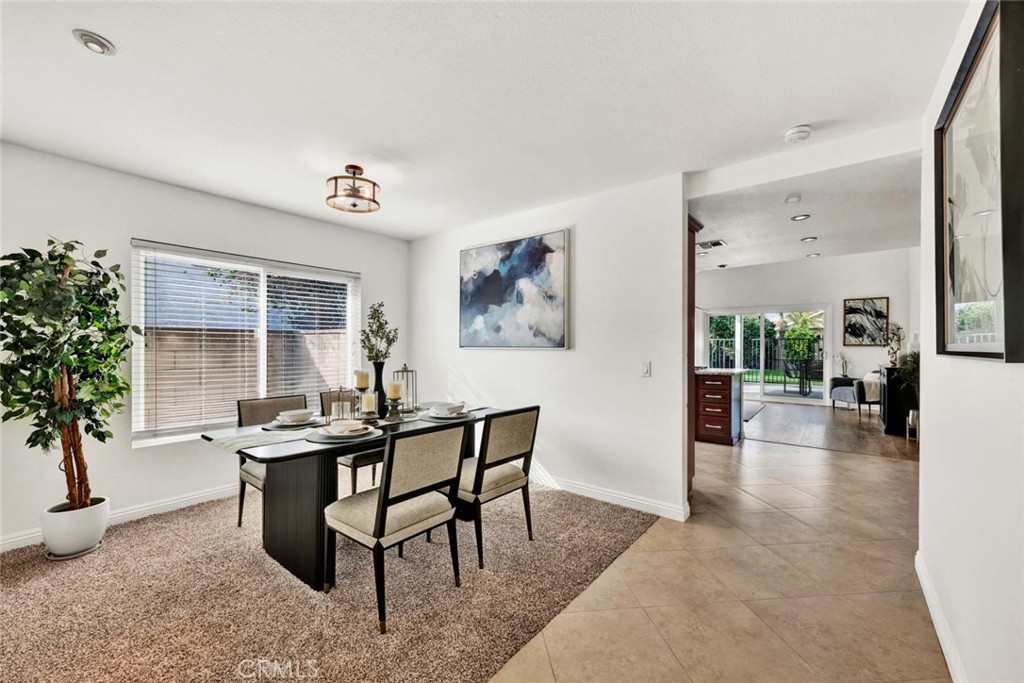 10411 Calle Independencia