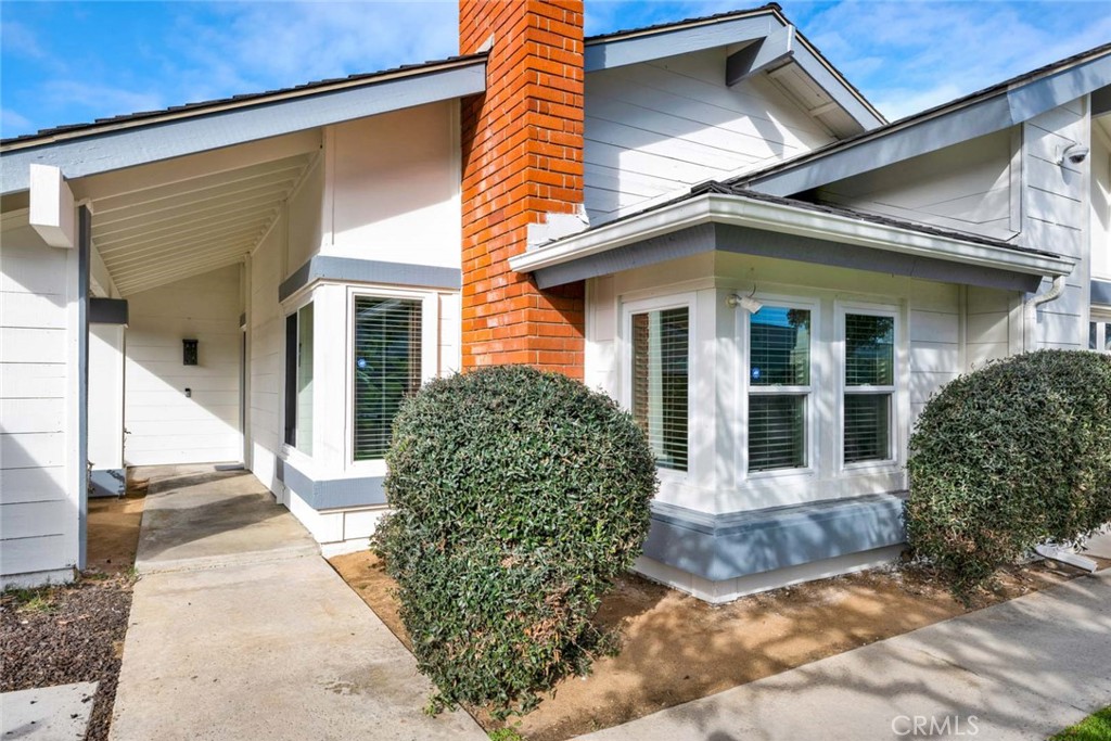 10411 Calle Independencia