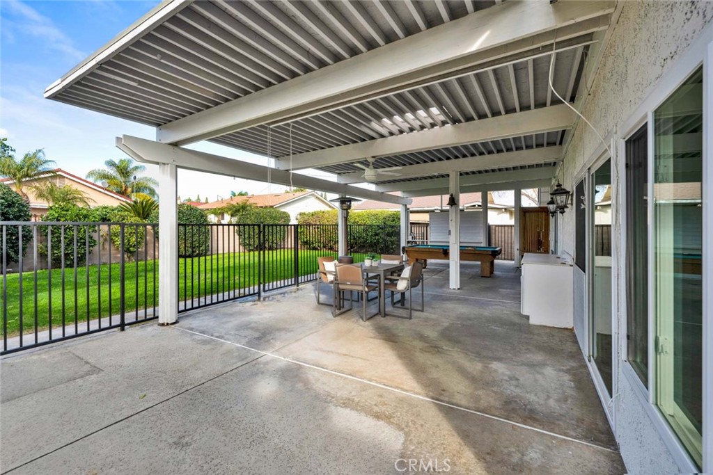 10411 Calle Independencia