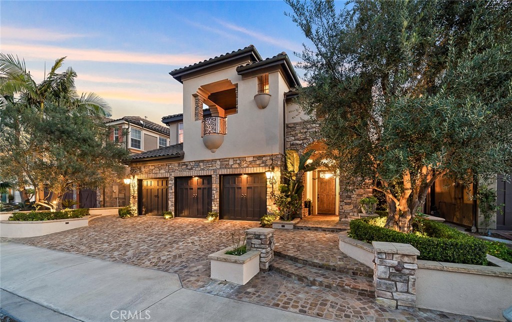 5676 Ocean Terrace Drive