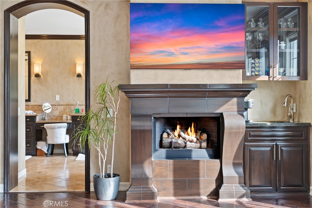 5676 Ocean Terrace Drive