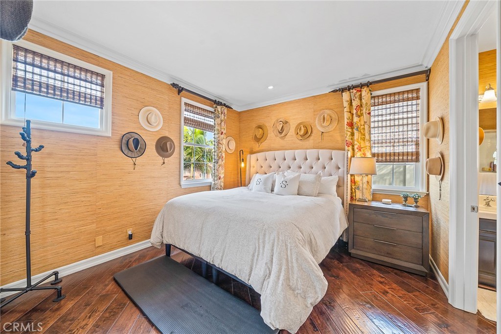 5676 Ocean Terrace Drive