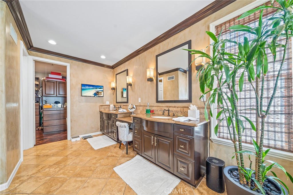 5676 Ocean Terrace Drive