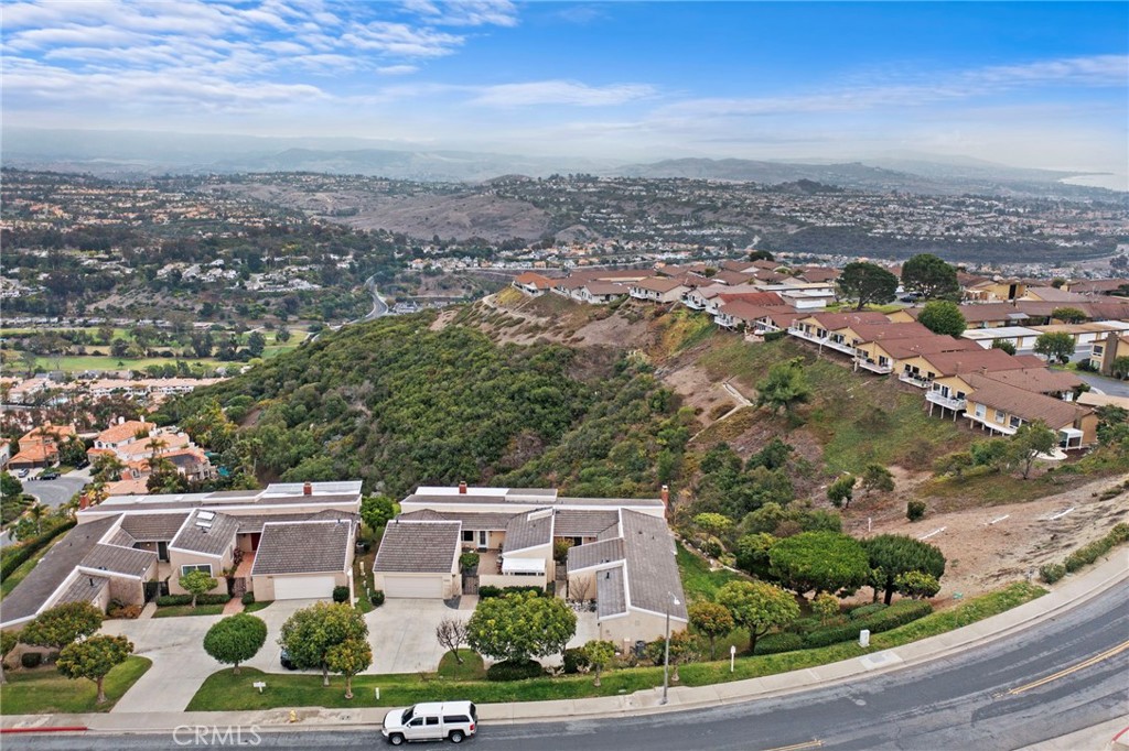31002 Flying Cloud Drive