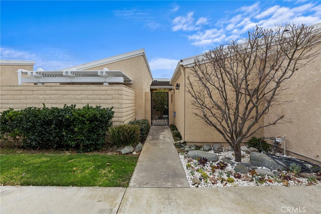 31002 Flying Cloud Drive