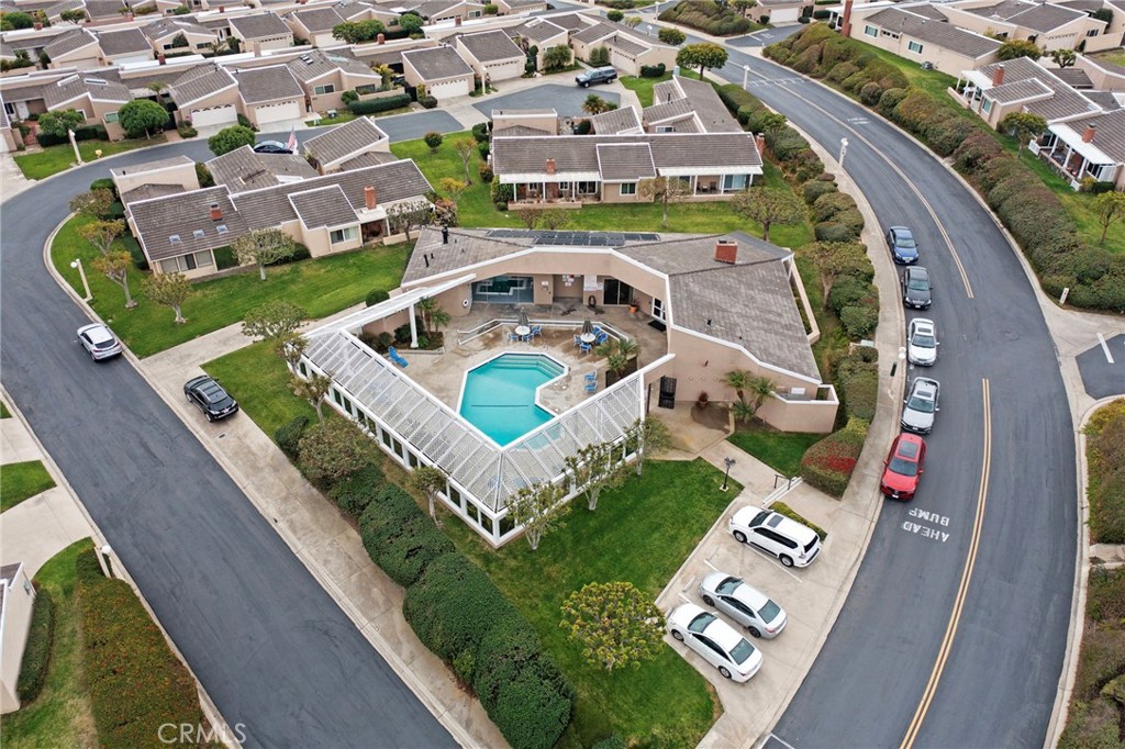 31002 Flying Cloud Drive