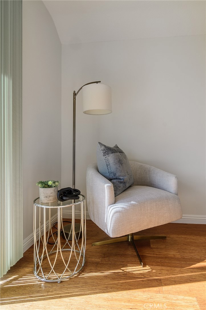 2516 University Drive