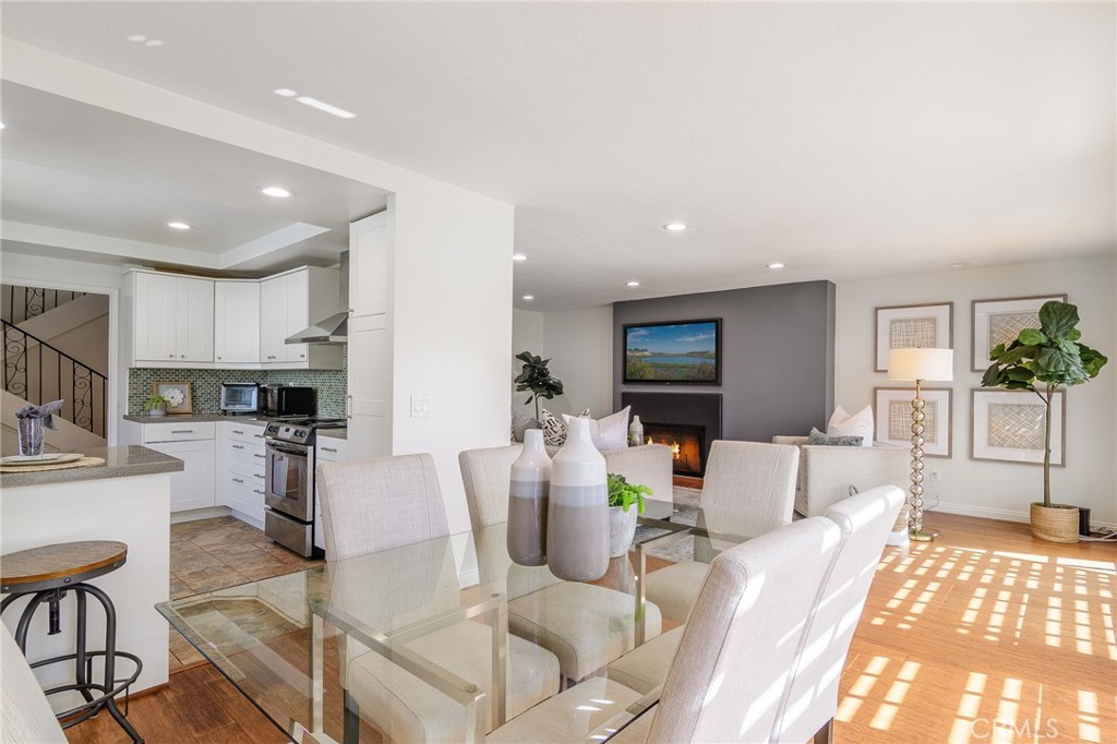 2516 University Drive