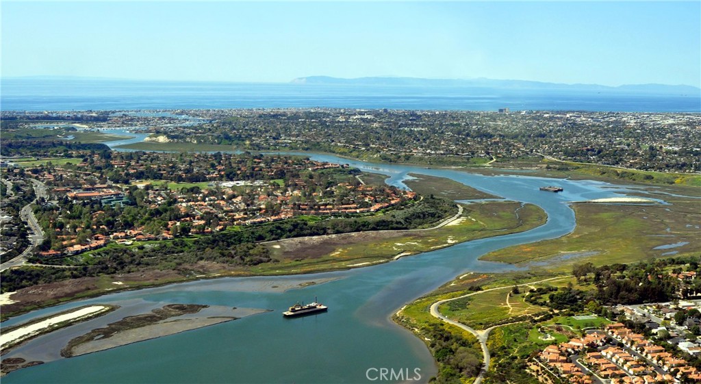 2516 University Drive