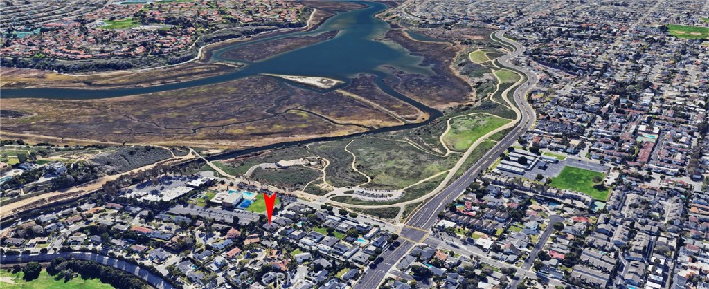 2516 University Drive