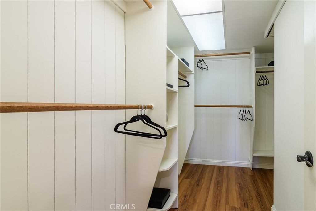 2516 University Drive