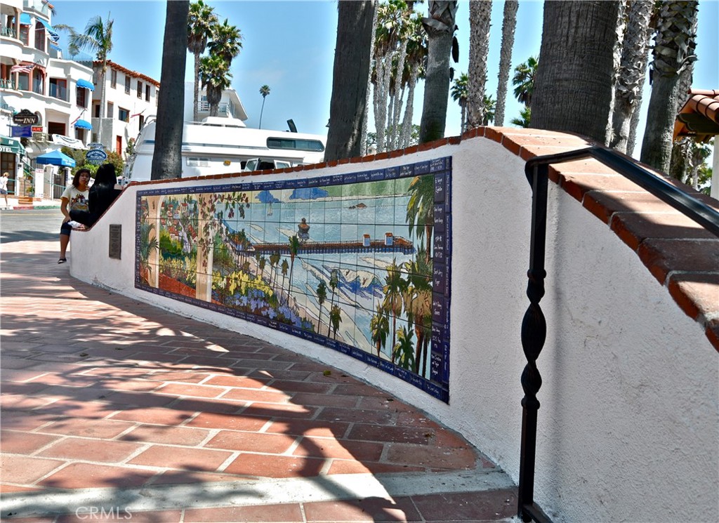 221 Avenida Miramar 2