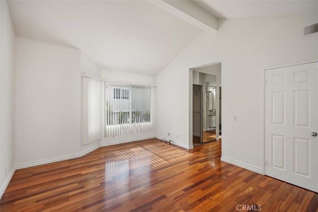 24872 Via Sonoma