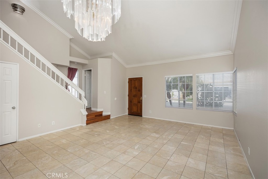 24872 Via Sonoma