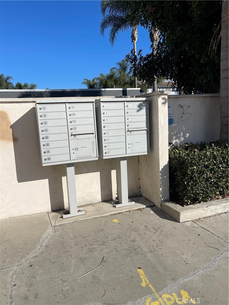 11395 Sherwood Drive